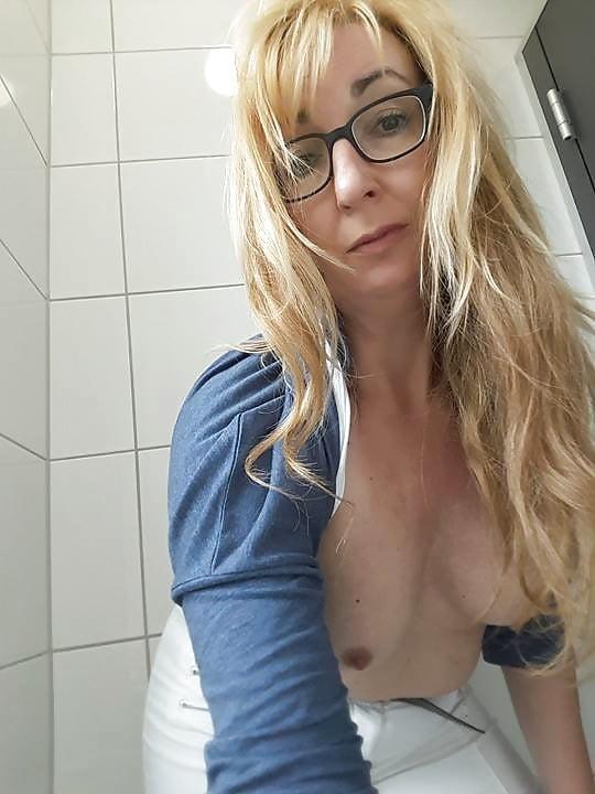 Kinkymature uit Zuid-Holland,Nederland